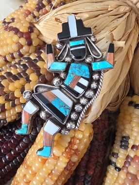 Amazing Vintage Native American Zuni Gemstone Inlaid Rainbow Man Brooch 🩵🧡🖤